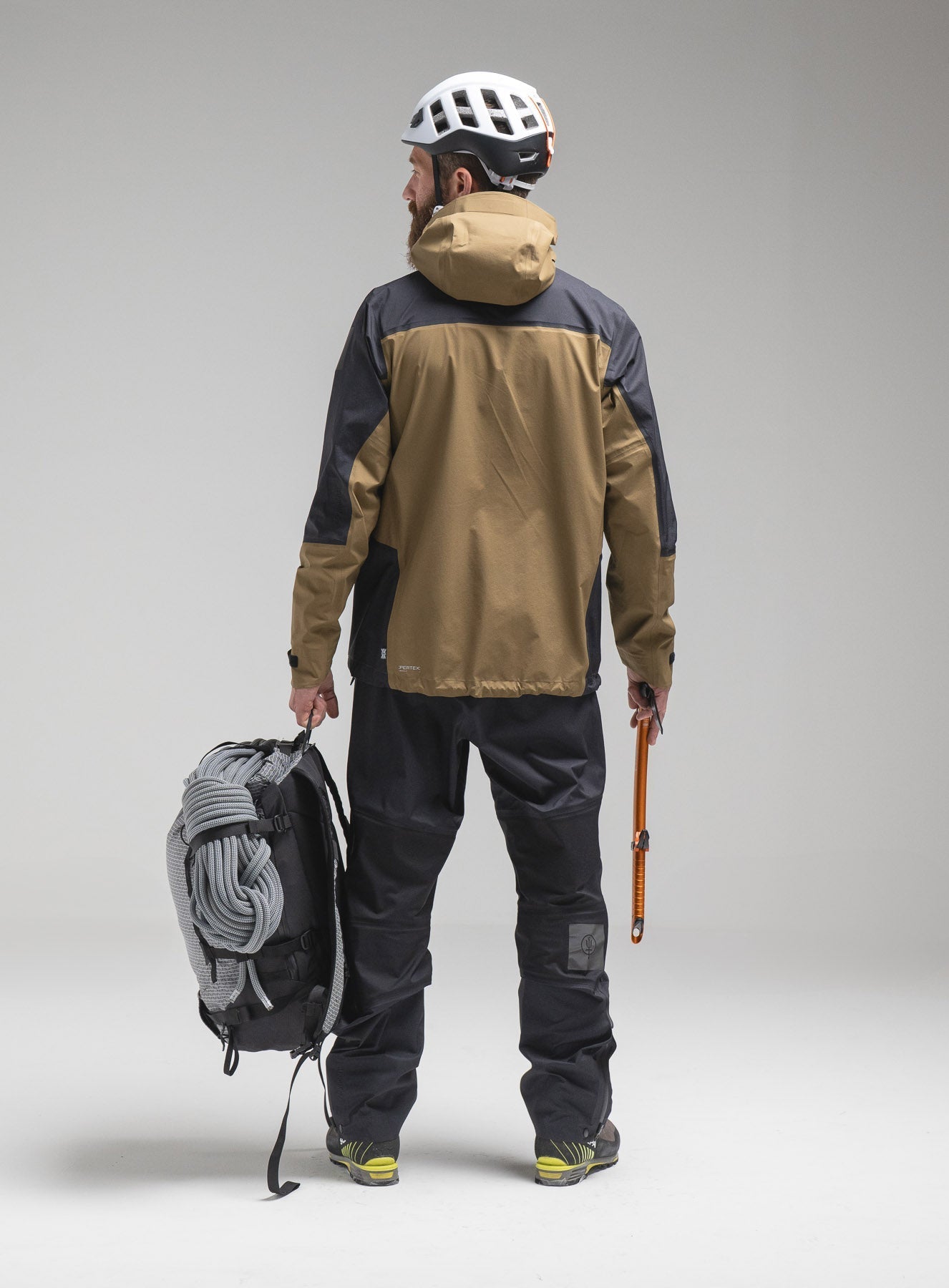 MOUNTAIN PRO WATERPROOF JACKET