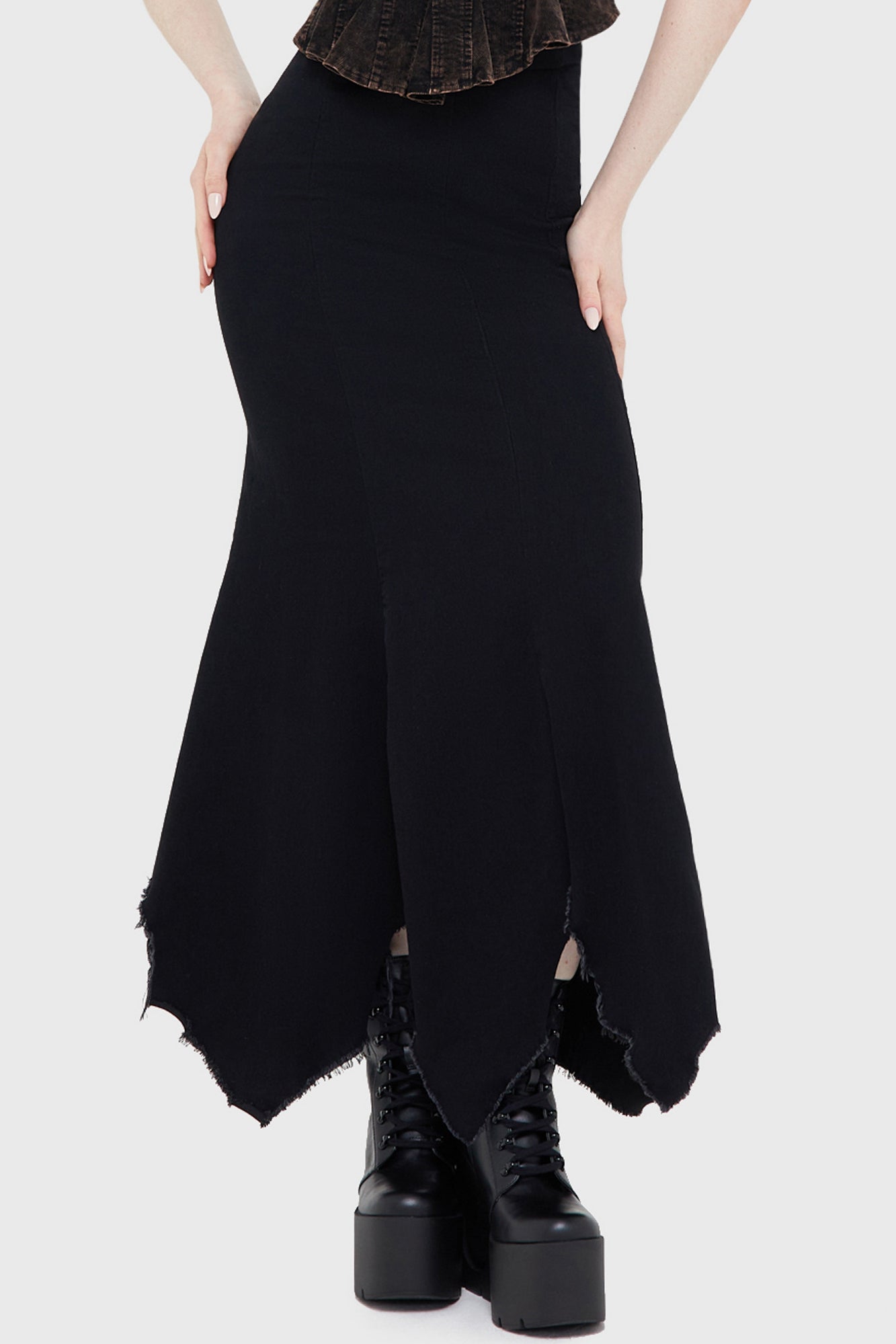 Sanguinity Skirt